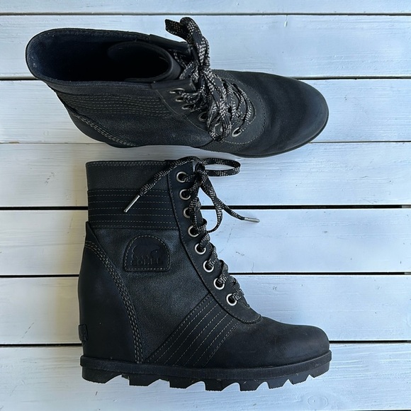 Sorel Lexie Wedge Boot Black Leather size 9 - Picture 11 of 11